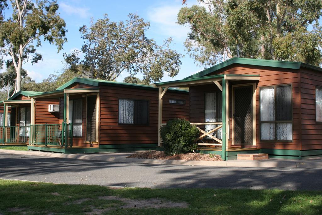 Lake Fyans Holiday Park Екстер'єр фото