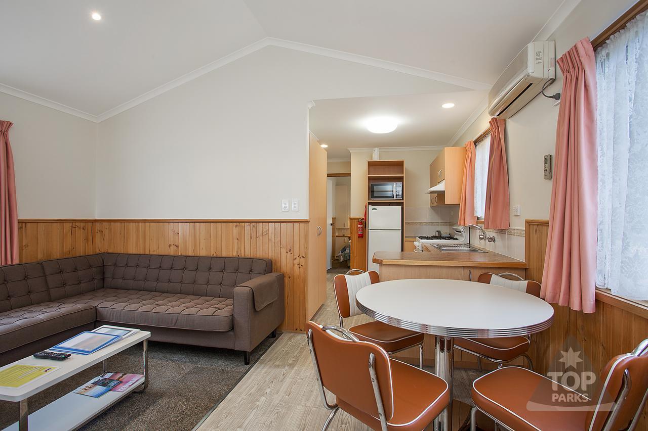 Lake Fyans Holiday Park Екстер'єр фото