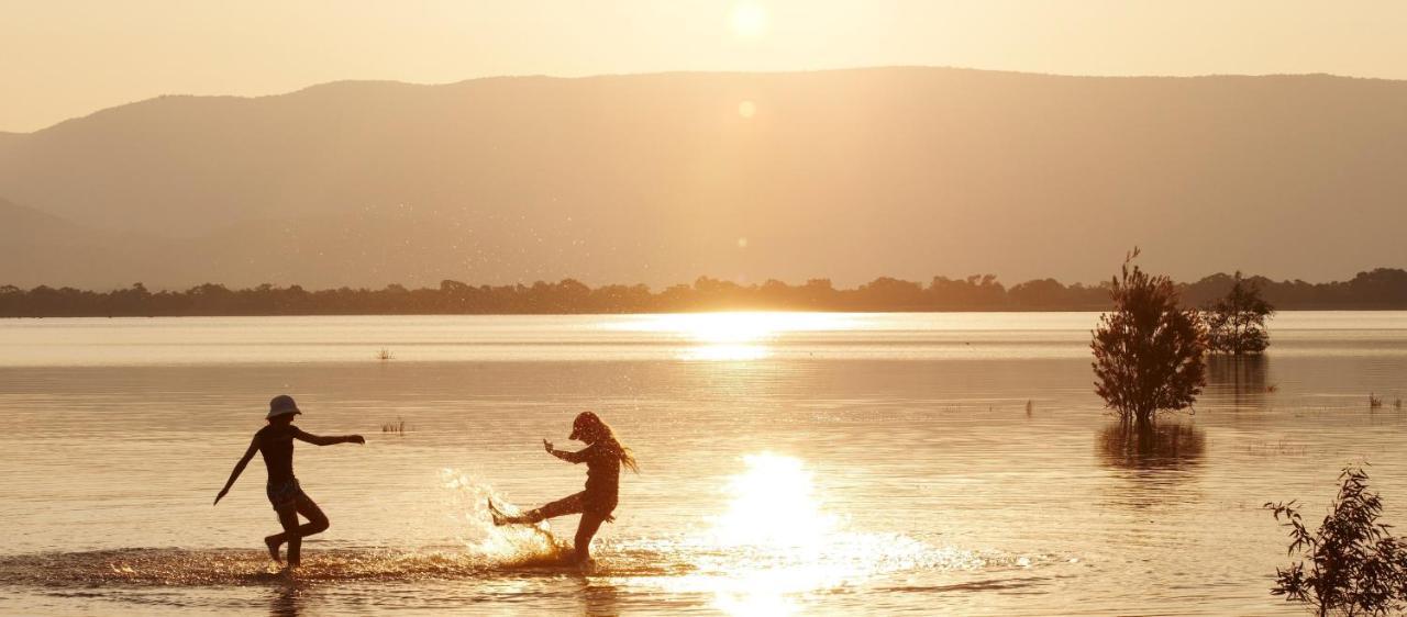 Lake Fyans Holiday Park Екстер'єр фото